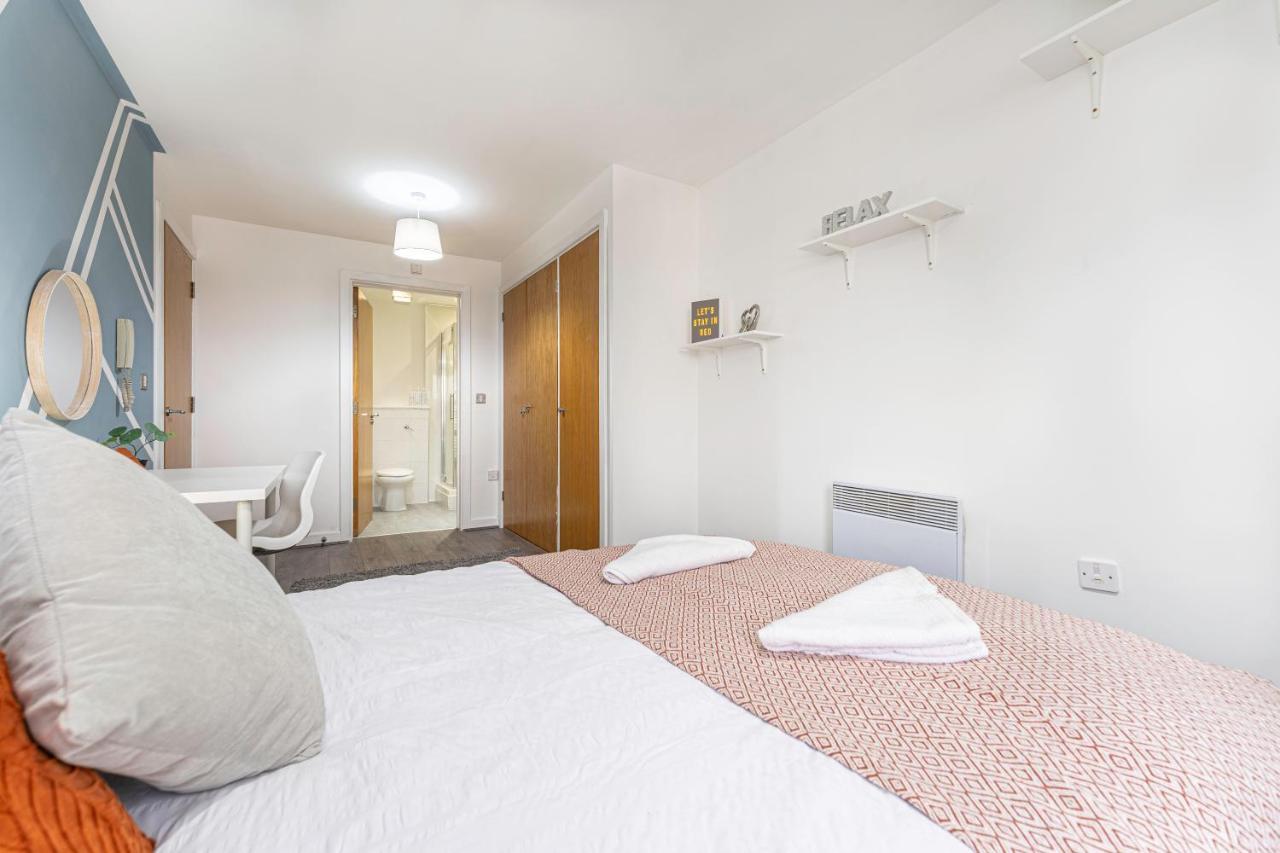 Jkg Property Solutions Presents Cosy City Apartment Κόβεντρι Εξωτερικό φωτογραφία