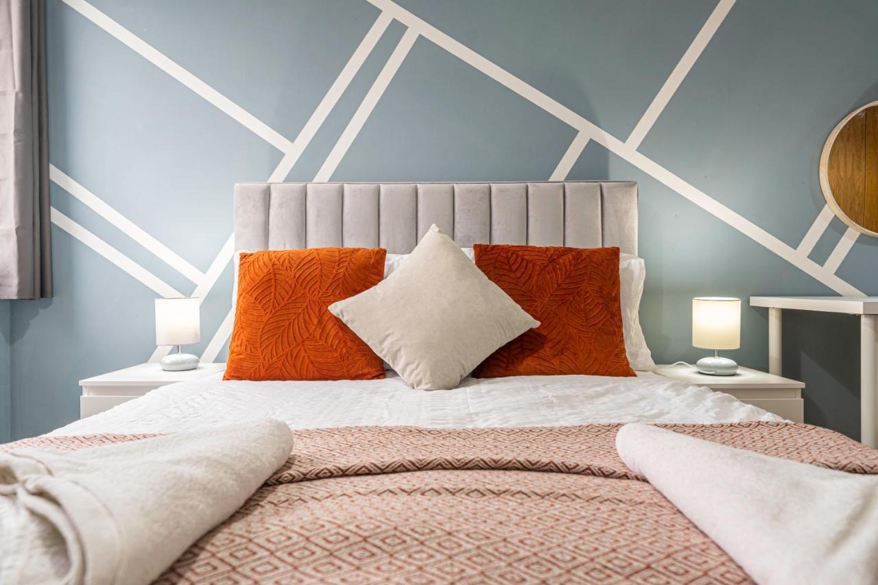 Jkg Property Solutions Presents Cosy City Apartment Κόβεντρι Εξωτερικό φωτογραφία