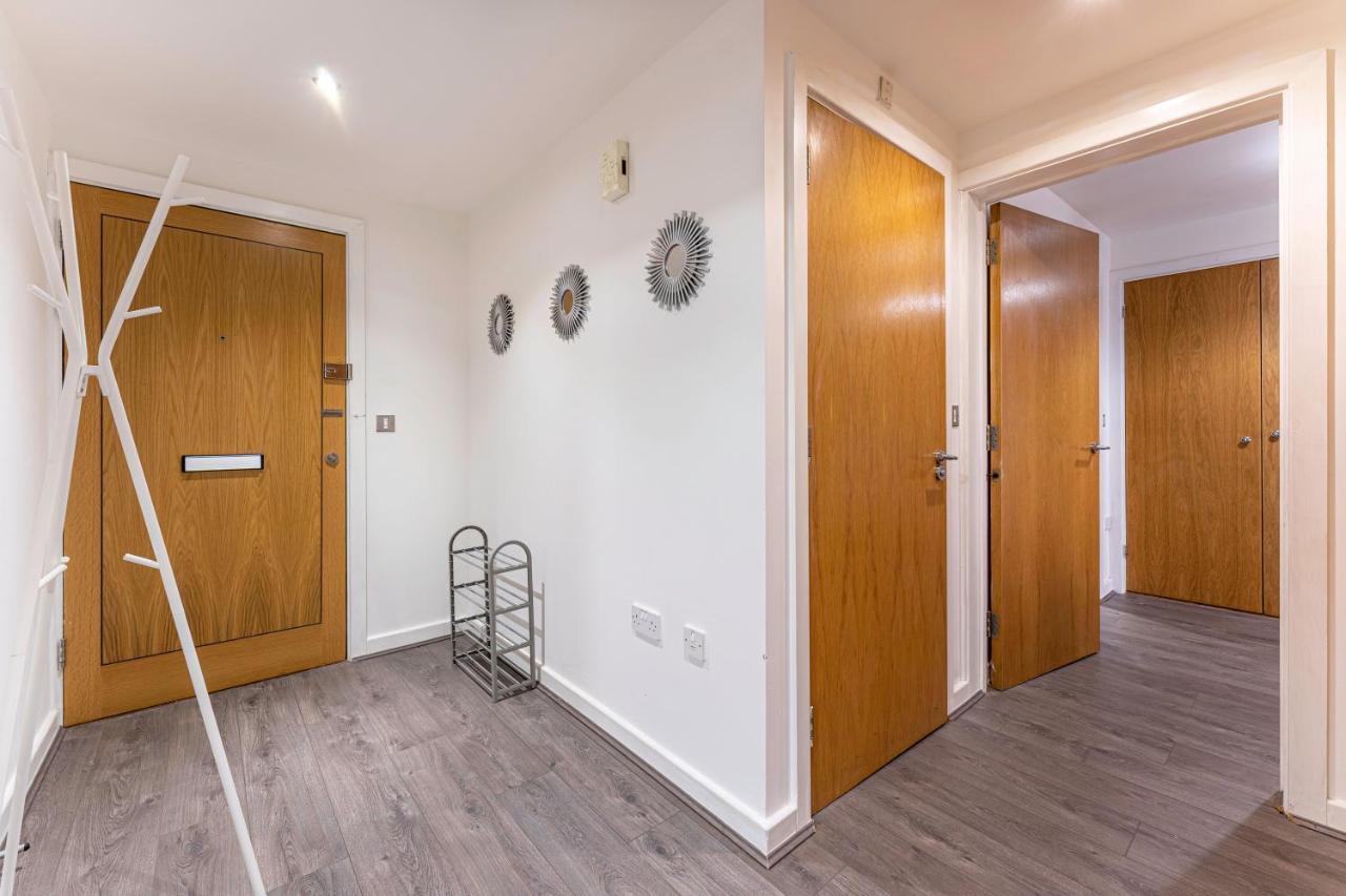 Jkg Property Solutions Presents Cosy City Apartment Κόβεντρι Εξωτερικό φωτογραφία